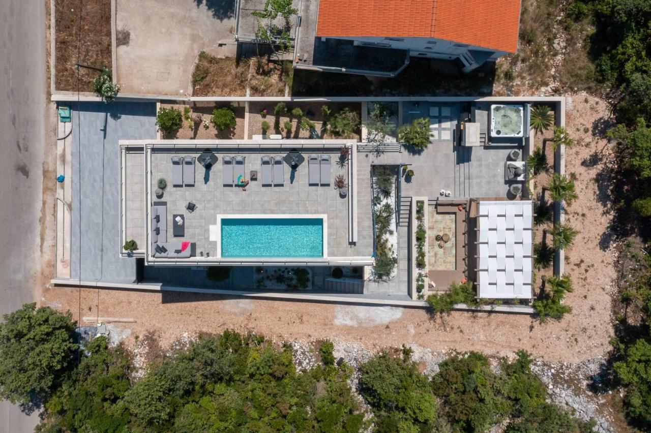 Villa Buddha Bay Zrnovo Bagian luar foto